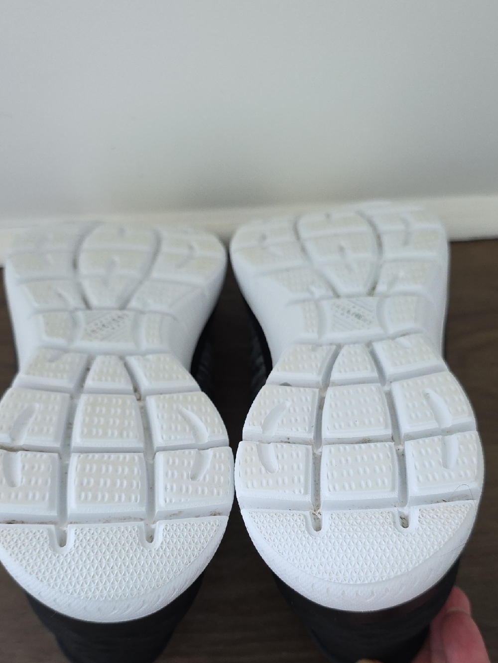 Skechers Slip-ins Hands Free Black Performance Sneaker Womans 8 - Picture 11 of 15